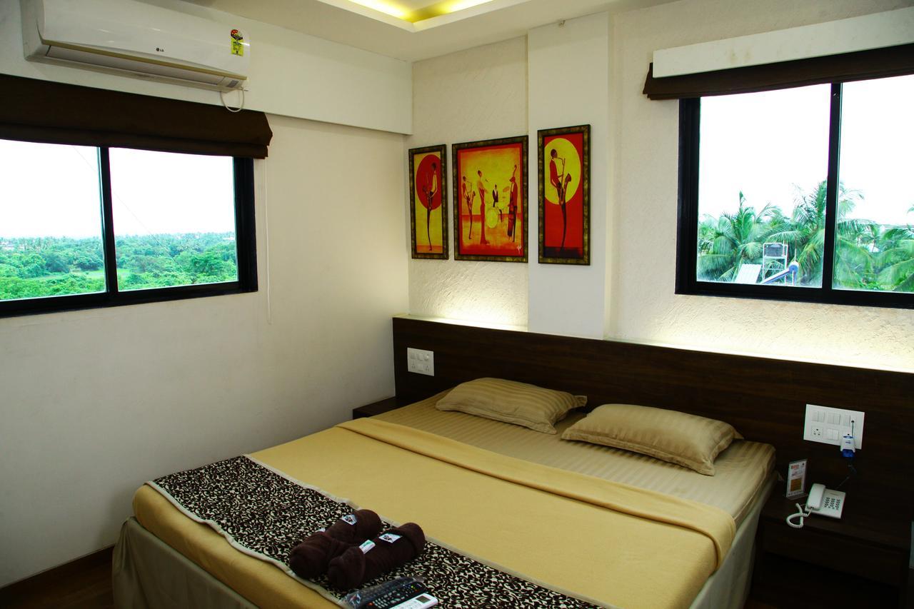 Hotel Maratha Residency Ratnāgiri Екстериор снимка