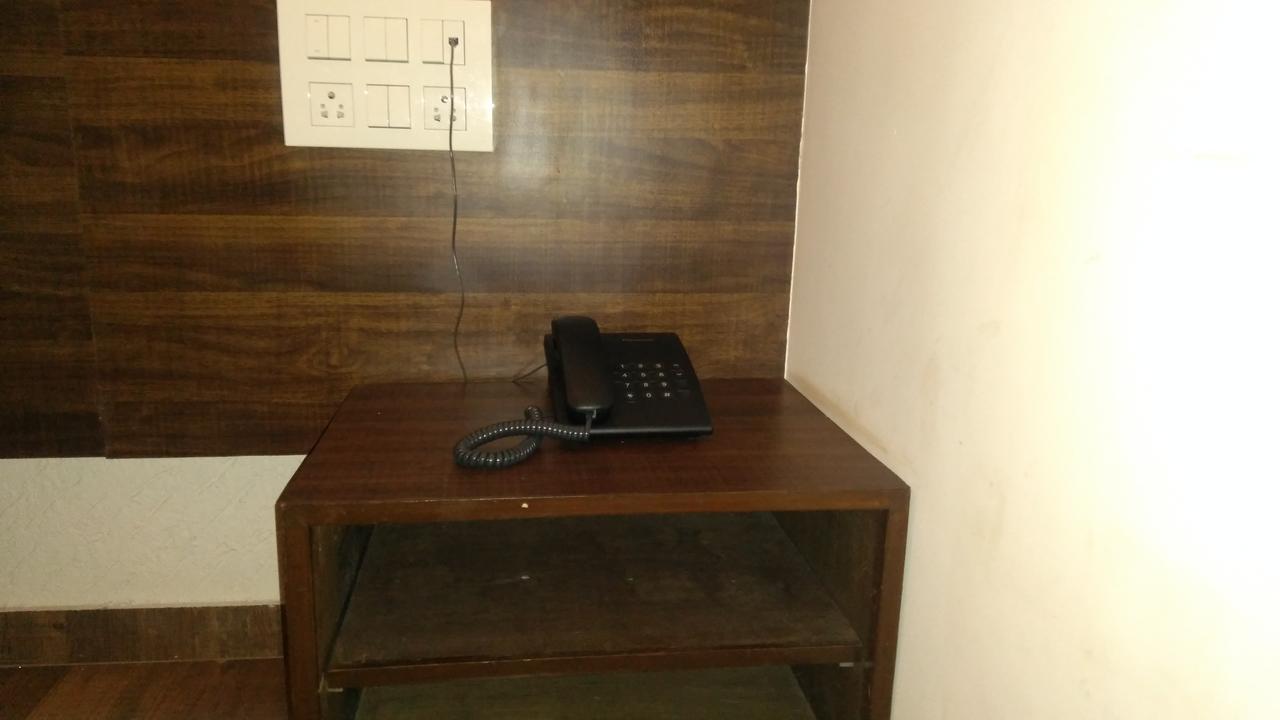 Hotel Maratha Residency Ratnāgiri Екстериор снимка